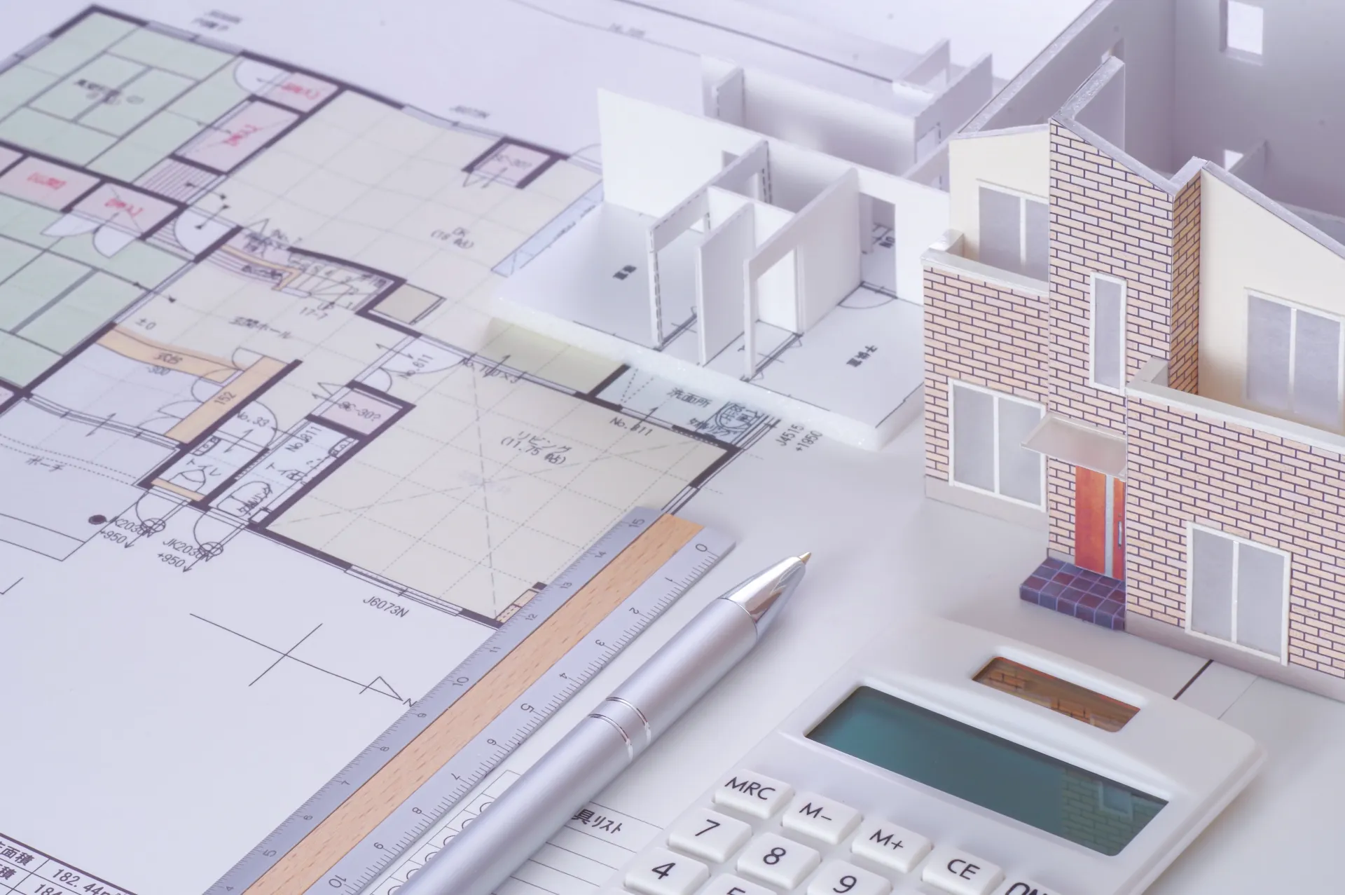 ハウスメーカー(例:セキスイハイム)が高くなりやすい理由